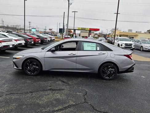 New 2026 Hyundai Elantra Sport FWD image 4