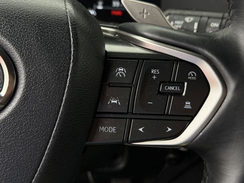 Used 2024 Lexus GX 550 w/ Cold Area Package AWD/4WD image 19
