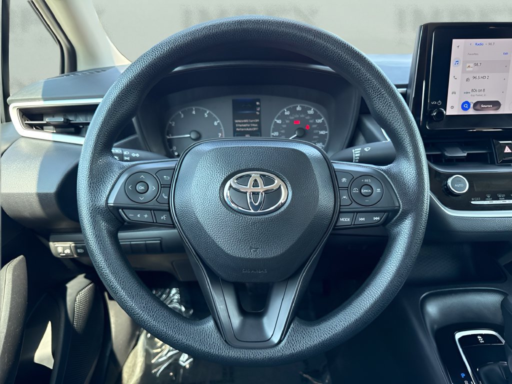 Used 2025 Toyota Corolla LE w/ Convenience Package FWD image 12