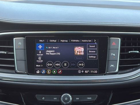 Used 2022 Buick Enclave Avenir image 22