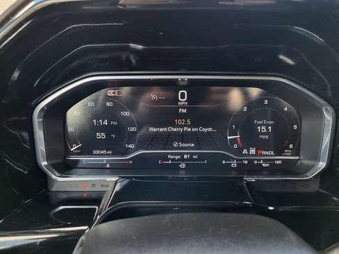 Used 2025 GMC Sierra 1500 SLT image 12