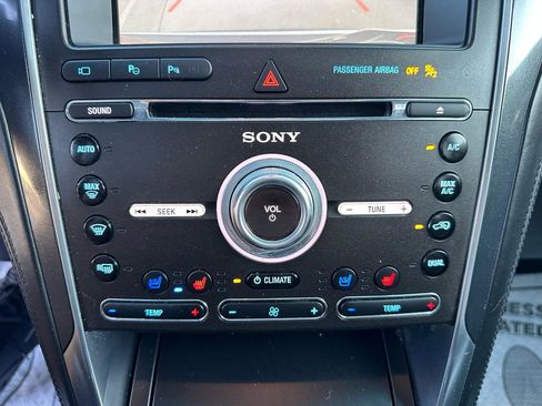 Used 2018 Ford Explorer Platinum AWD/4WD image 53