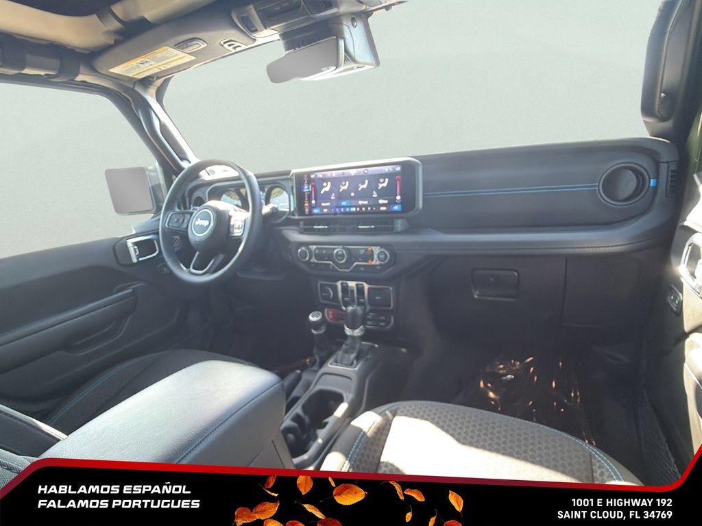 Used 2024 Jeep Wrangler Unlimited Rubicon 4xe w/ Technology Group AWD/4WD image 23