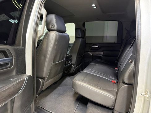 Used 2021 Chevrolet Silverado 3500 LTZ w/ LTZ Texas Edition image 23