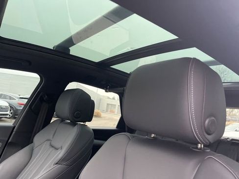 Used 2025 Audi Q5 2.0T Premium image 37