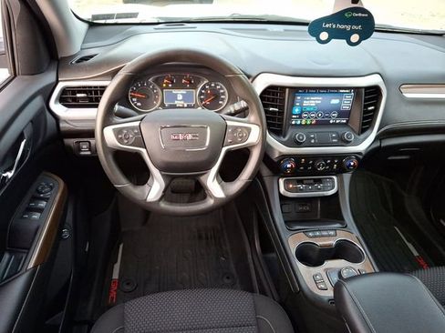 Used 2023 GMC Acadia SLE w/ Driver Convenience Package image 13