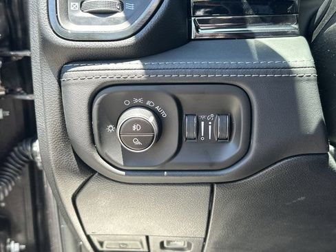 New 2026 RAM 2500 Limited AWD/4WD image 24