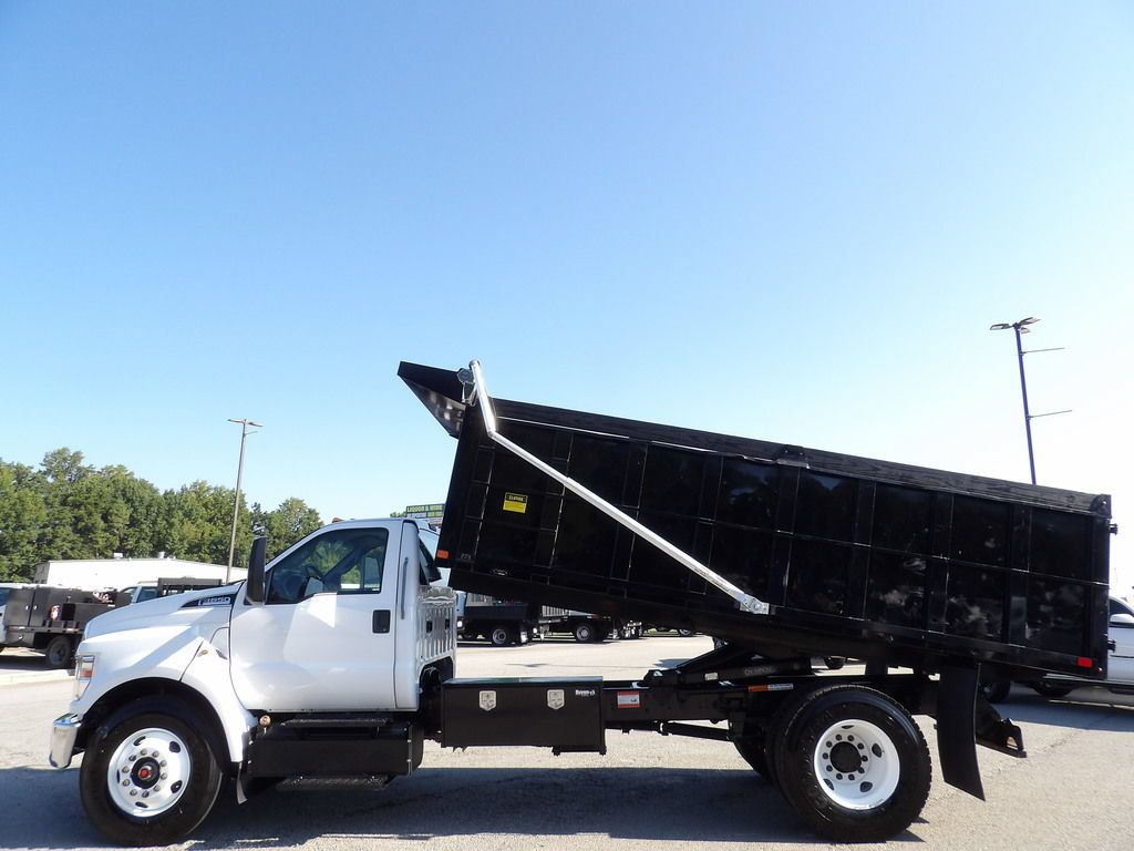 Used 2025 Ford F650 2WD Regular Cab Super Duty image 66