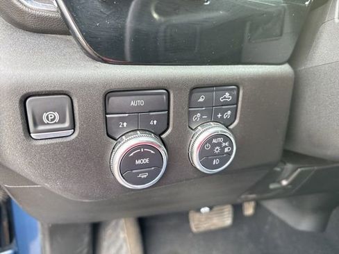 Certified 2024 GMC Sierra 1500 SLT image 16