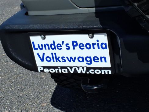 Used 2021 Jeep Wrangler Sport S image 16