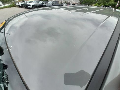 Used 2023 Chrysler Pacifica Touring-L FWD image 55