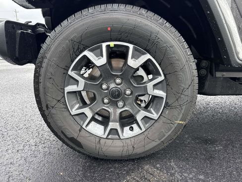 New 2026 Jeep Gladiator Sport image 3