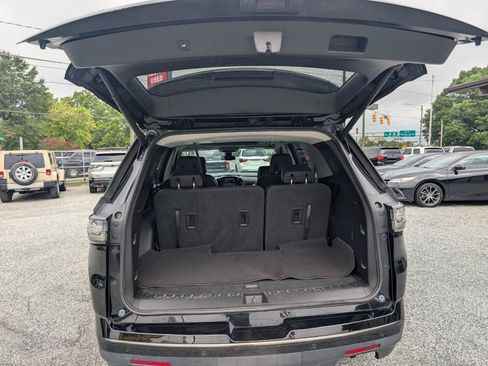 Used 2018 Chevrolet Traverse Premier w/ Redline Edition FWD image 26
