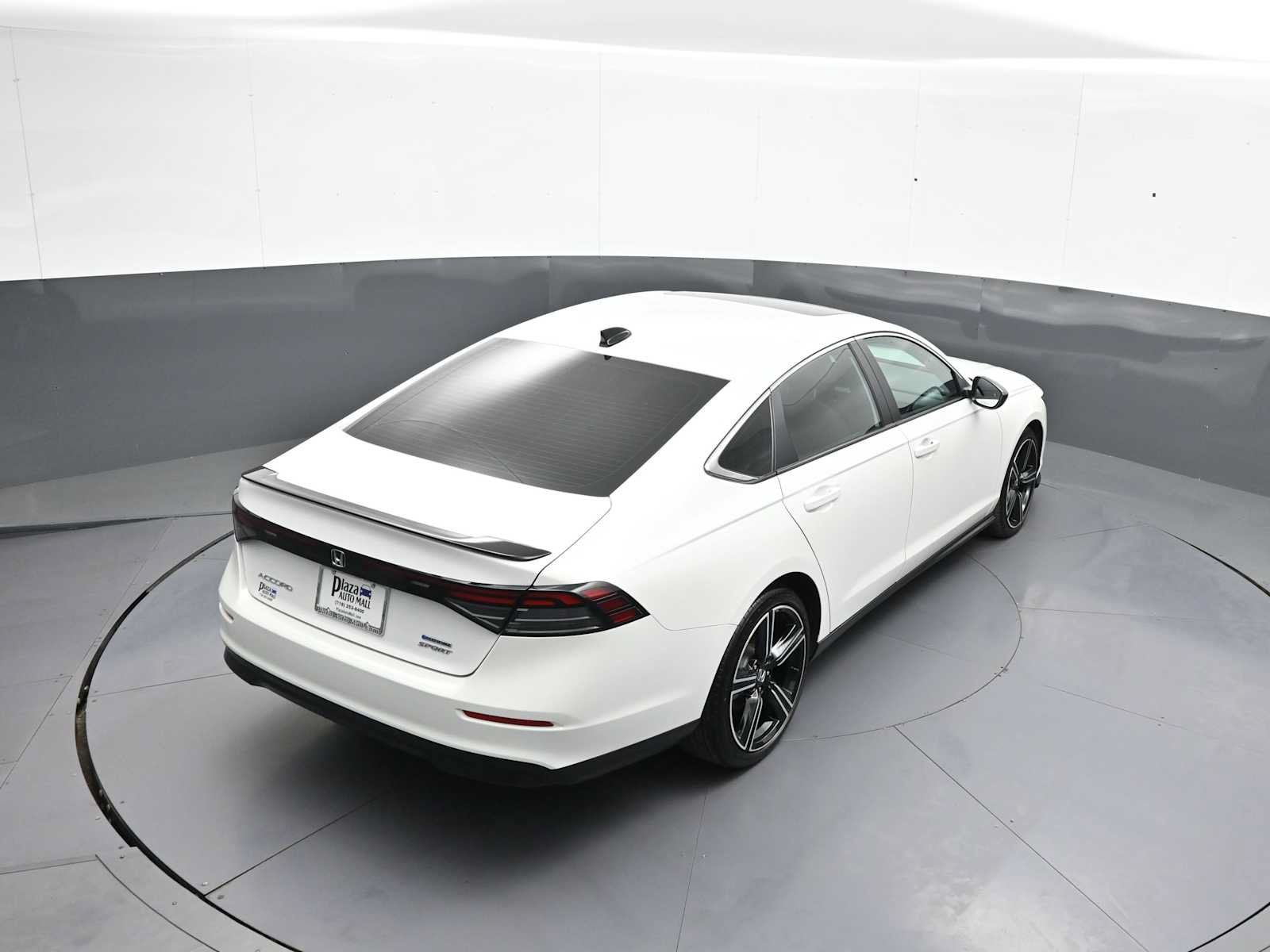 Used 2025 Honda Accord Sport image 35
