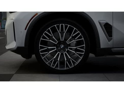 New 2026 BMW X5 xDrive40i w/ Climate Comfort Package AWD/4WD image 7
