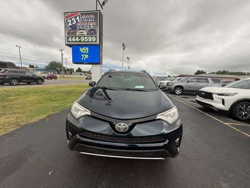 Used 2018 Toyota RAV4 SE w/ Power Extra Value Package AWD/4WD image 9
