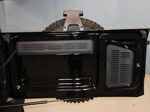 Used 2024 Ford Bronco Wildtrak image 40