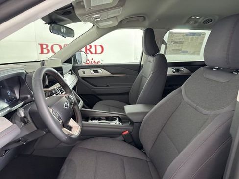 New 2026 Ford Explorer Active image 14