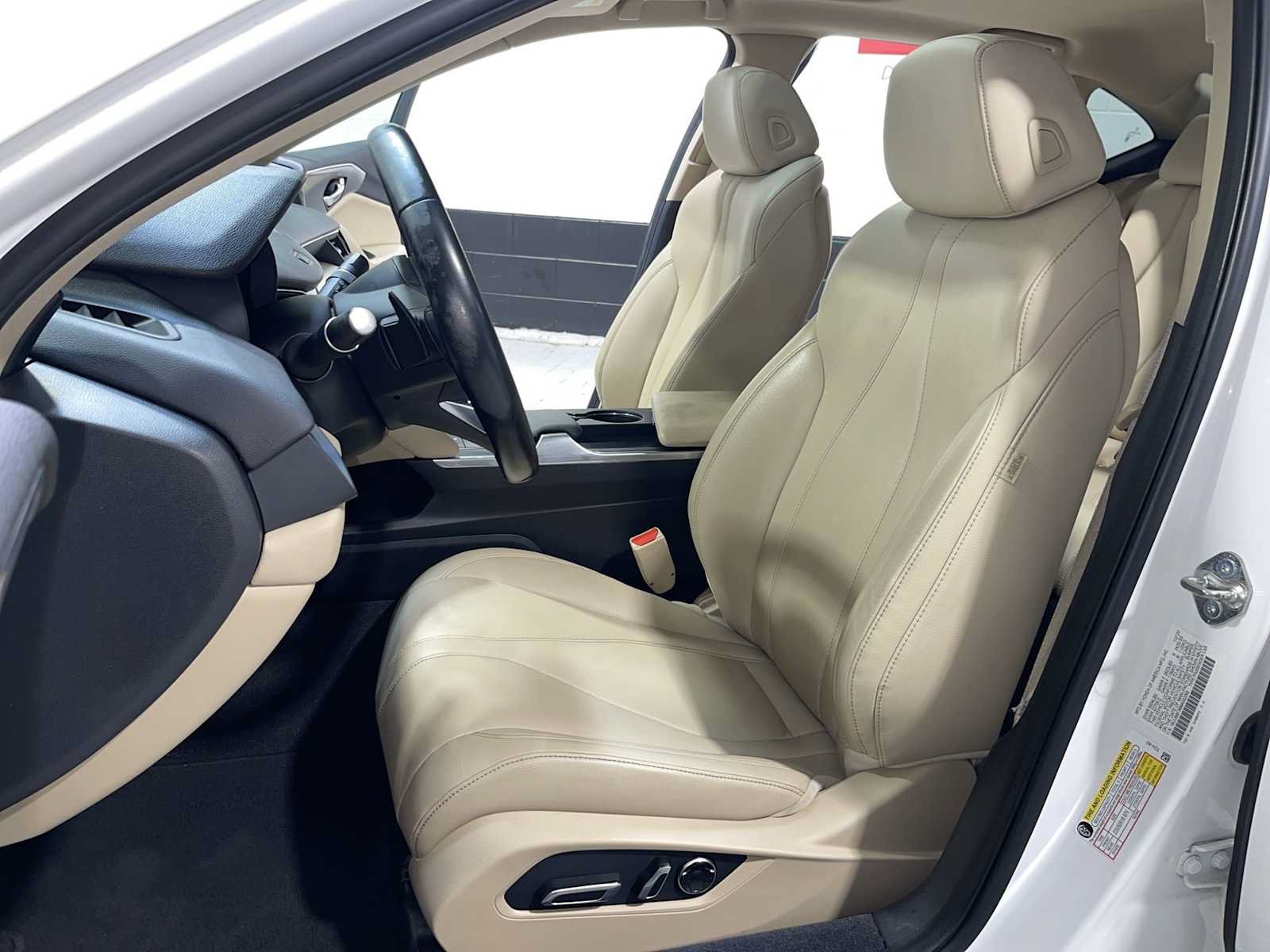 Used 2021 Acura TLX SH-AWD image 11