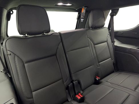 Used 2025 GMC Yukon Denali image 43