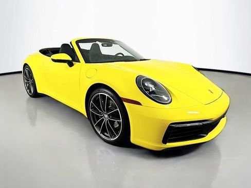 Used 2022 Porsche 911 Carrera image 7