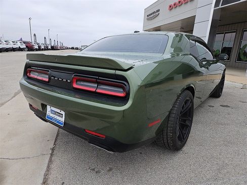 Certified 2022 Dodge Challenger R/T image 6