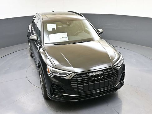 Used 2025 Audi Q3 2.0T Premium w/ Convenience Package AWD/4WD image 52