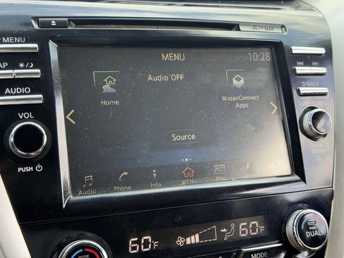 Used 2016 Nissan Murano SL FWD image 18