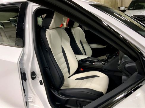 Used 2025 Lexus IS 350 F Sport w/ Navigation Package image 9