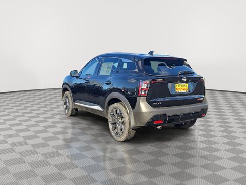 New 2026 Nissan Kicks SR w/ Cold Weather Package image 6