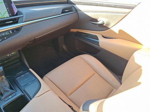 Used 2019 Lexus ES 350 350 image 16