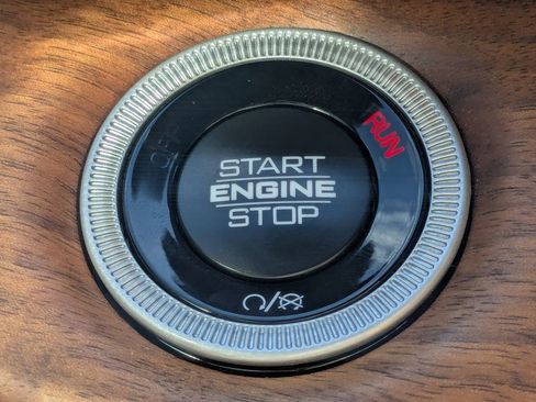 Used 2025 Jeep Grand Cherokee L Summit image 18