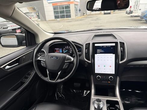 Used 2024 Ford Edge SEL AWD/4WD image 10