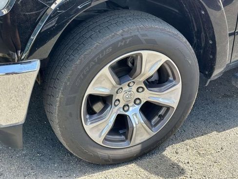 Used 2020 RAM 1500 Laramie image 3