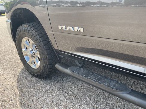 Used 2025 RAM 2500 Lone Star image 10