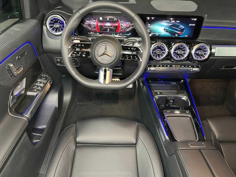 New 2026 Mercedes-Benz GLB 250 4MATIC image 42