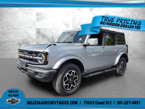 Used 2021 Ford Bronco Outer Banks AWD/4WD image 1