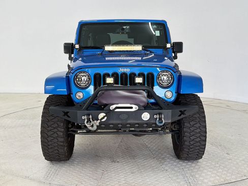 Used 2015 Jeep Wrangler Unlimited Sahara w/ Max Tow Package image 6
