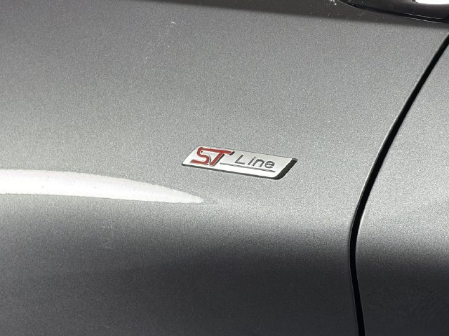 Used 2026 Ford Explorer ST-Line w/ ST-Line Street Pack RWD image 26