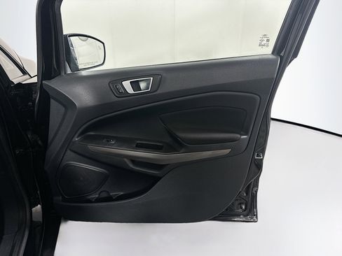 Used 2019 Ford EcoSport SE w/ SE Convenience Package image 32