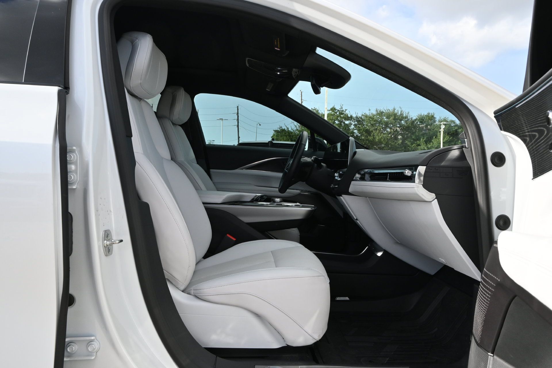 Certified 2024 Cadillac Lyriq Sport w/ LPO, Floor Liner Package RWD image 24