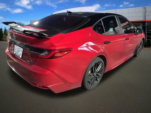 Used 2025 Toyota Camry XSE image 32