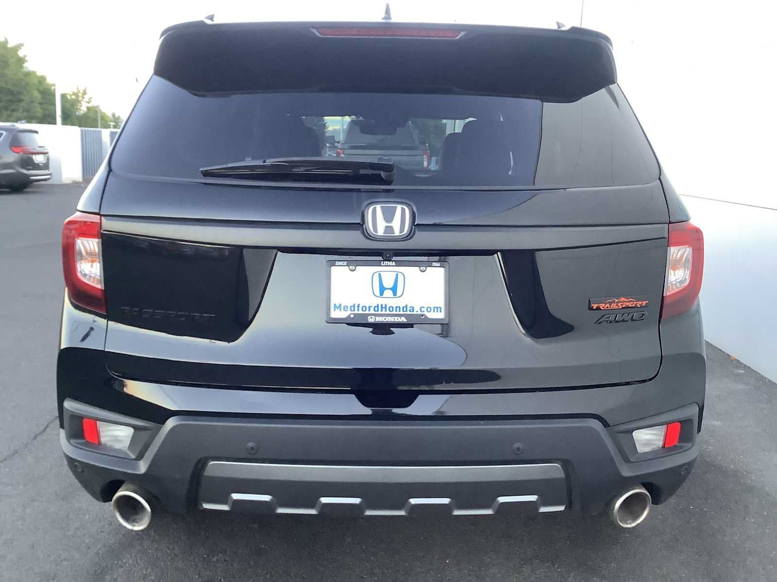 Used 2023 Honda Passport TrailSport image 5
