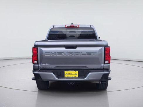 Used 2024 Chevrolet Colorado LT w/ LT Convenience Package III RWD image 7