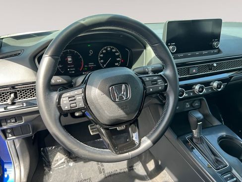 Used 2023 Honda Civic Sport image 12