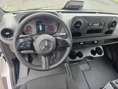 New 2026 Mercedes-Benz Sprinter 2500 image 11