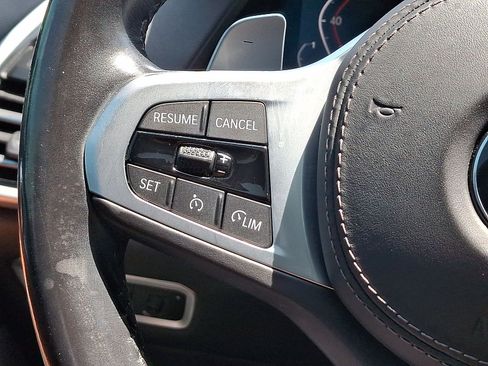 Used 2021 BMW X5 xDrive40i w/ M Sport Package AWD/4WD image 17