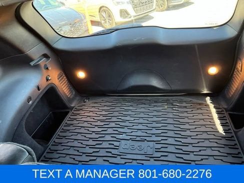 Used 2015 Jeep Grand Cherokee Limited w/ Trailer Tow Group IV AWD/4WD image 37