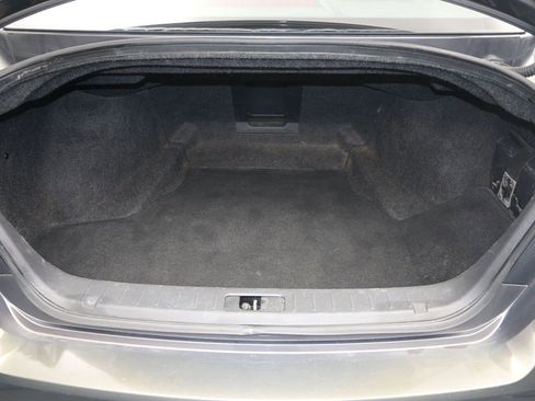 Used 2011 INFINITI M37 w/ Premium Pkg image 11