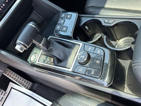 Used 2025 Kia Sportage X-Pro Prestige AWD/4WD image 33